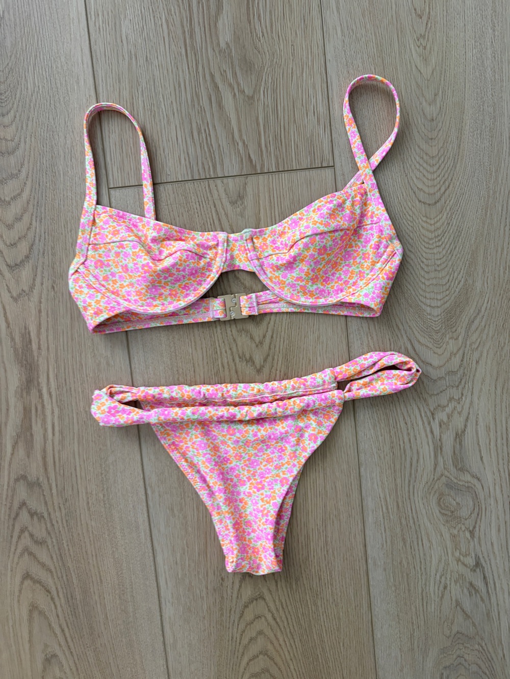 Kulani Kinis bikini set
